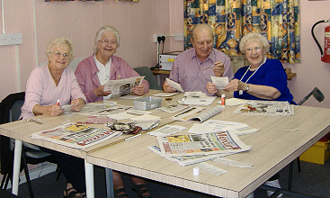 Another editor team selecting news items